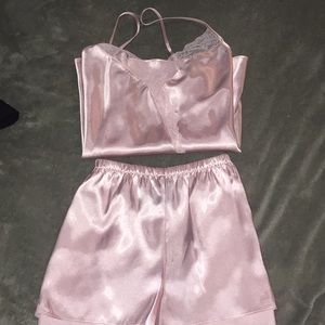 Adorable Cami & Shorts Set. Offers welcome!